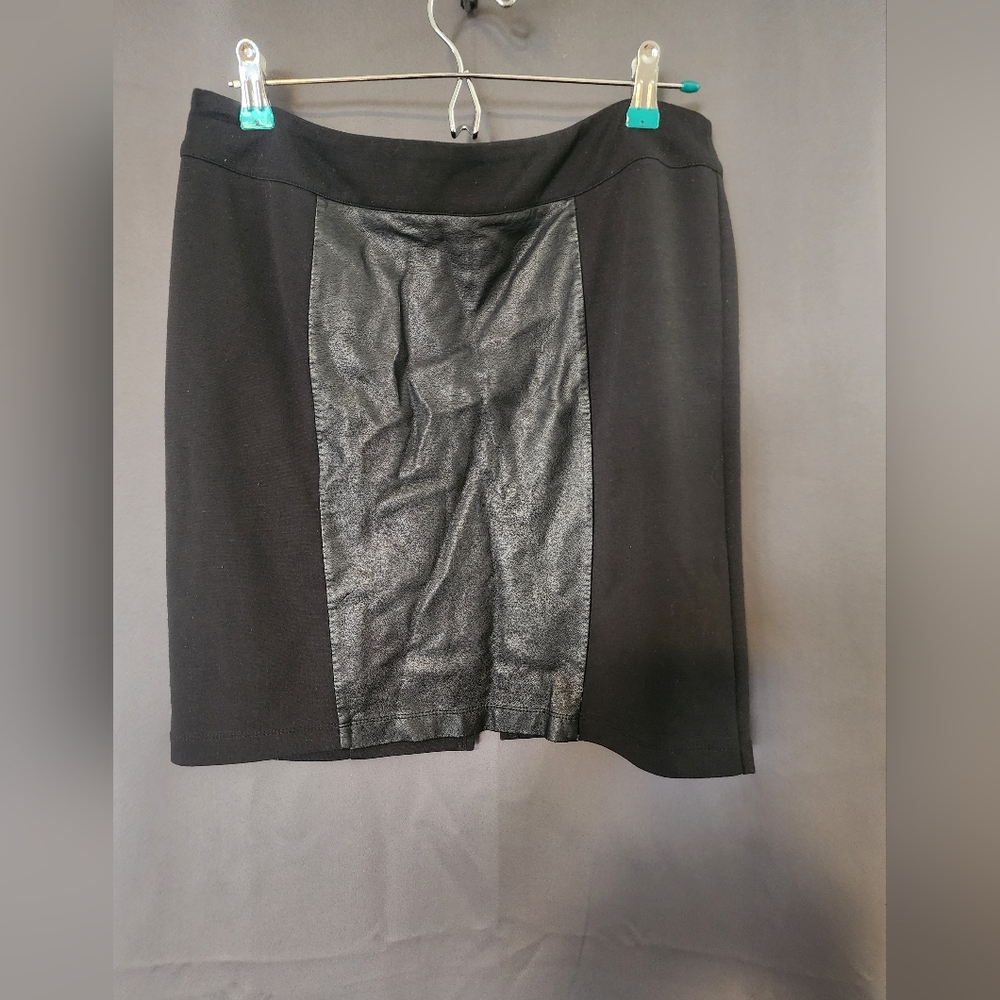 Marc New York Skirt, Women’s size Large Black Marc New York Skirt